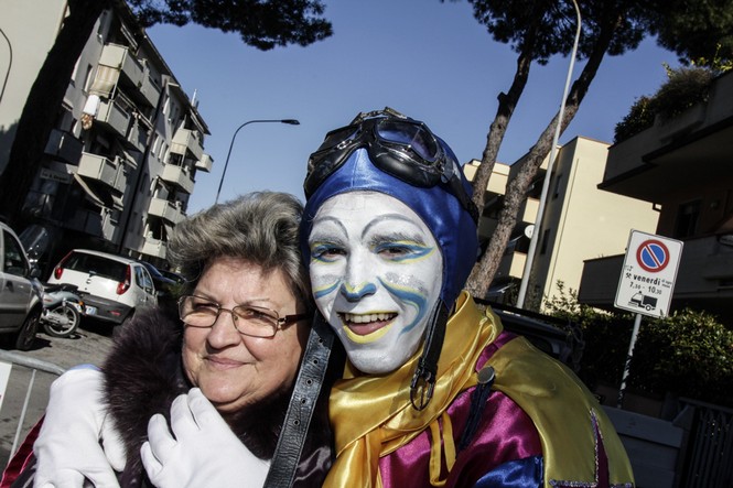 Ingrandisci la foto